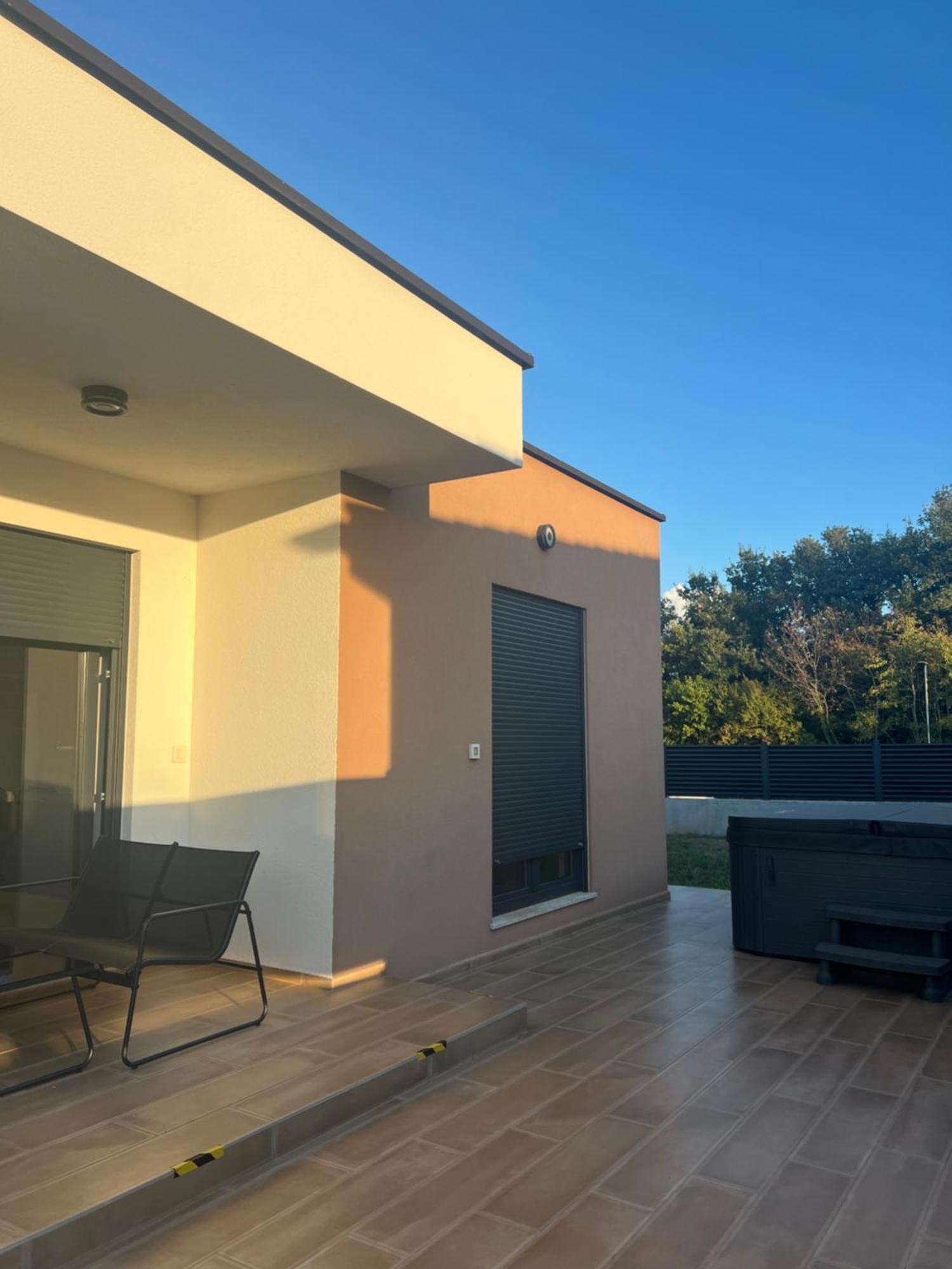 Modern Home Ula Brtonigla Esterno foto